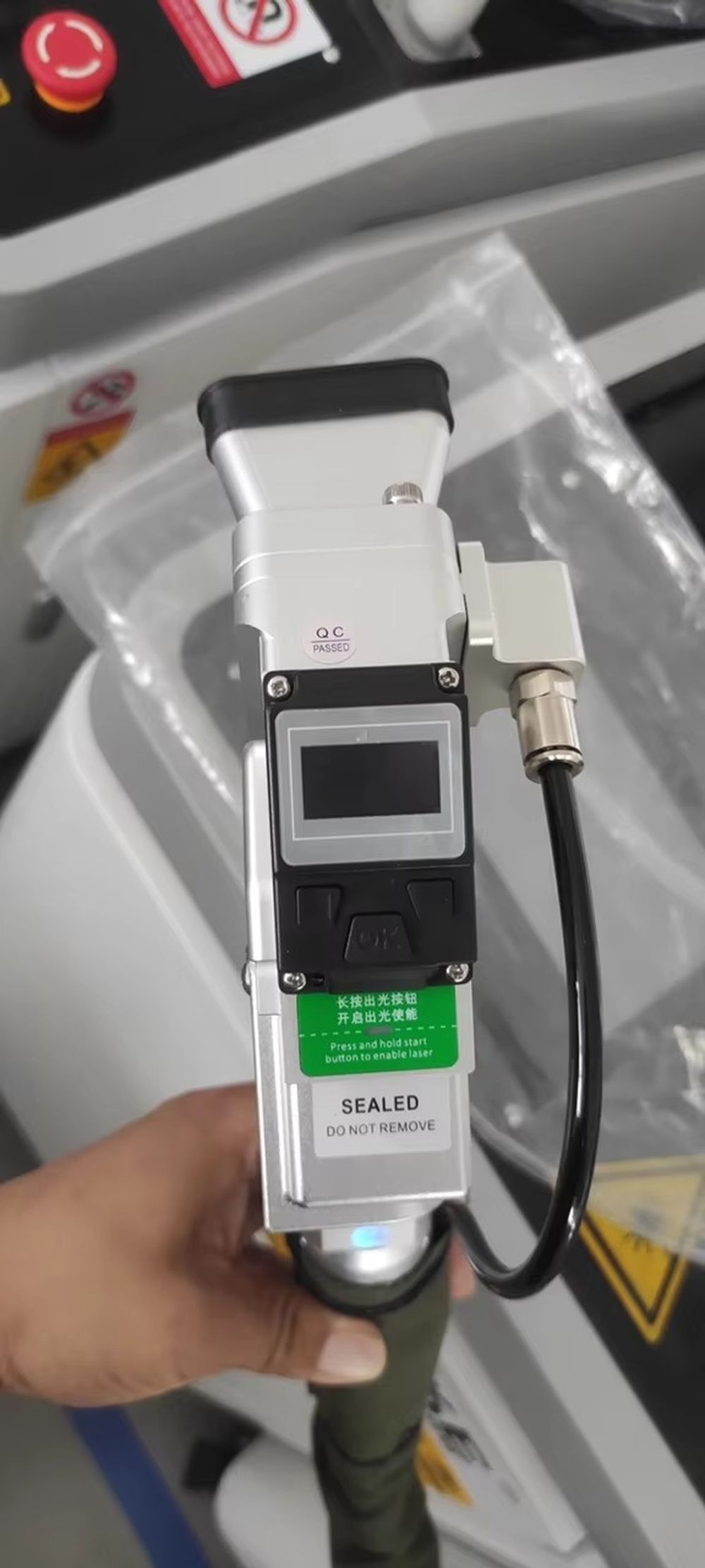 Máquina de Limpeza a Laser de  - Industrial Laser Cleaning Equipment avaliação e preço