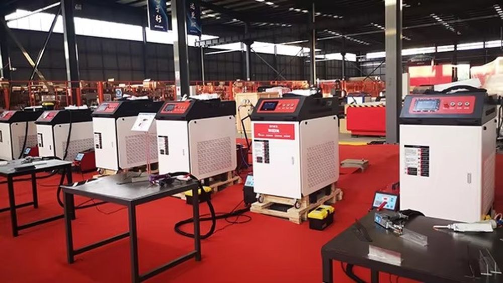 Máquina de Soldagem e Limpeza  - Industrial Laser Welding Machine For Sale avaliação e preço